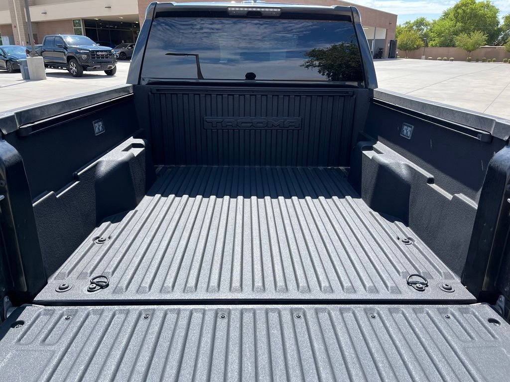 Used 2025 Underground Toyota SR image 10