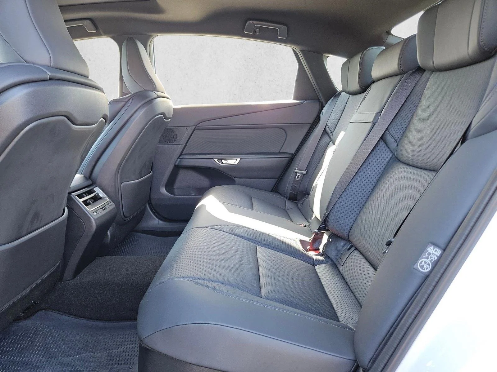 2026 Lexus ES BEV 350e Premium - Photo 14