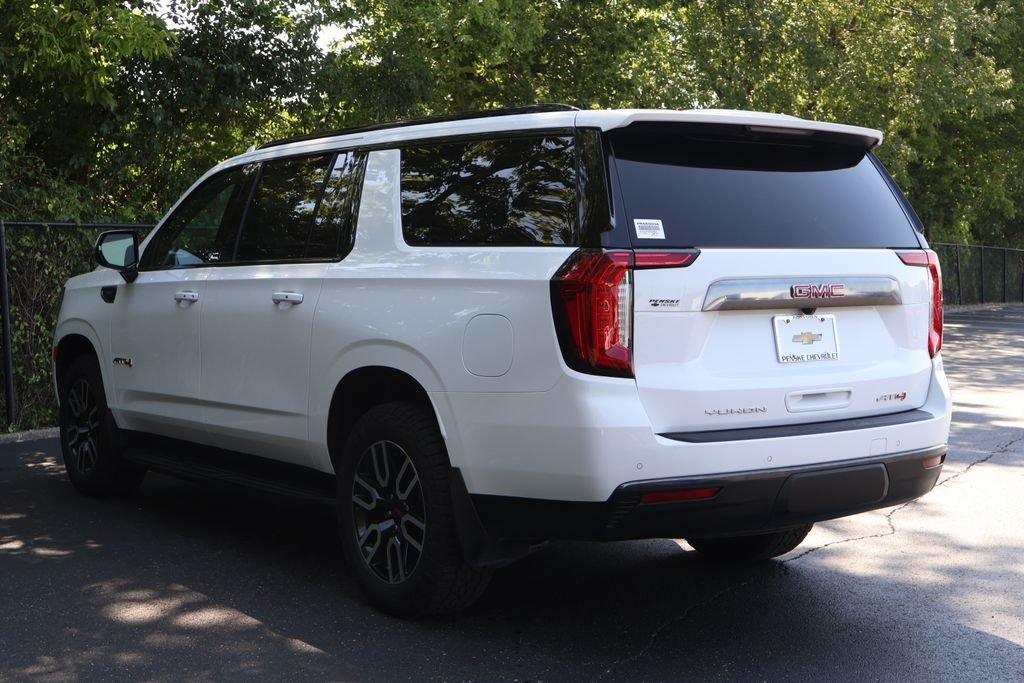 2023 GMC Yukon XL AT4 - Photo 8