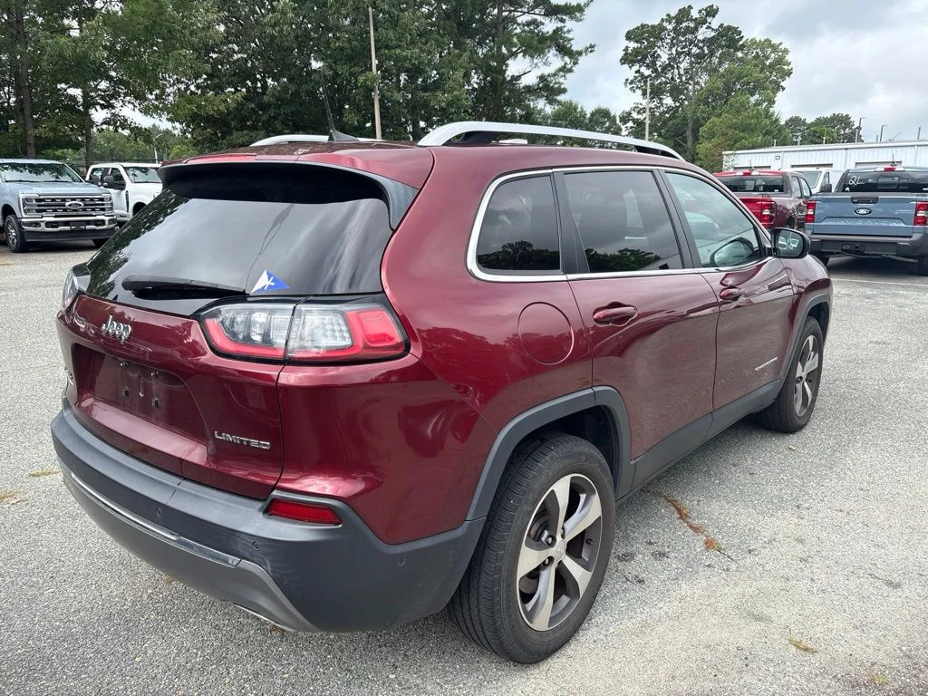 Used 2021 Red Jeep Limited image 4