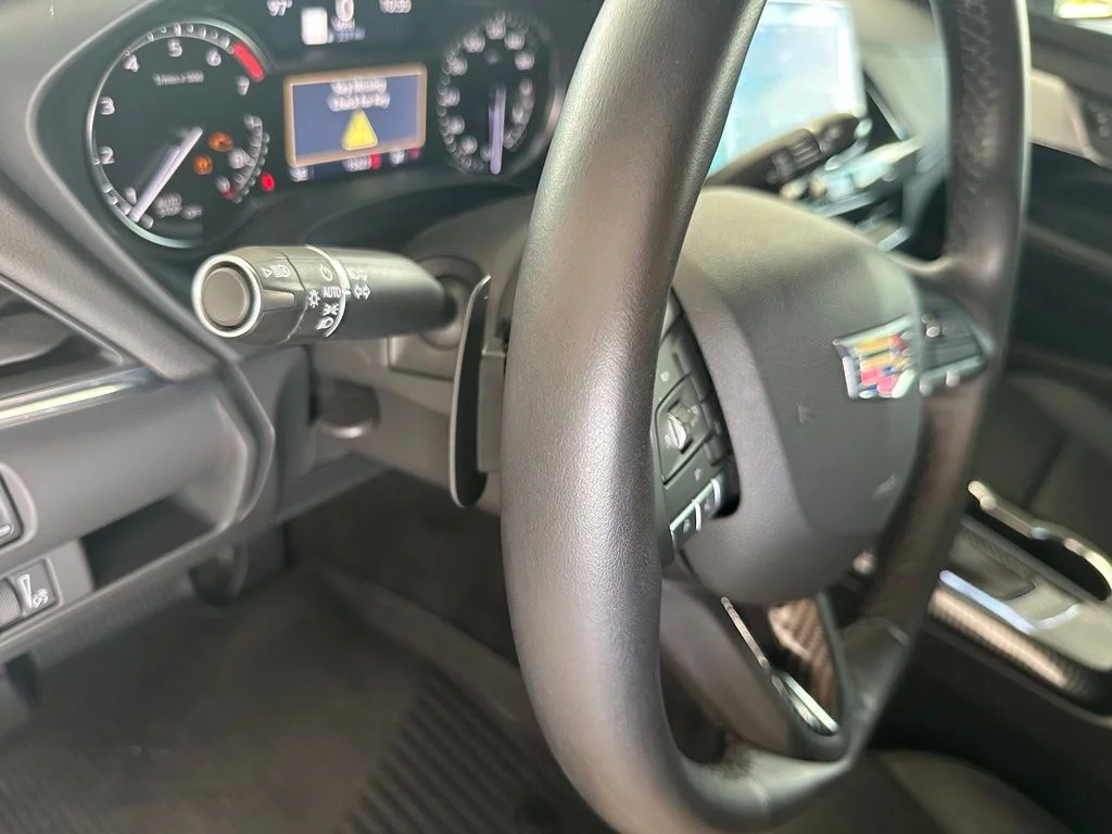 Used 2023 White Cadillac Luxury image 18