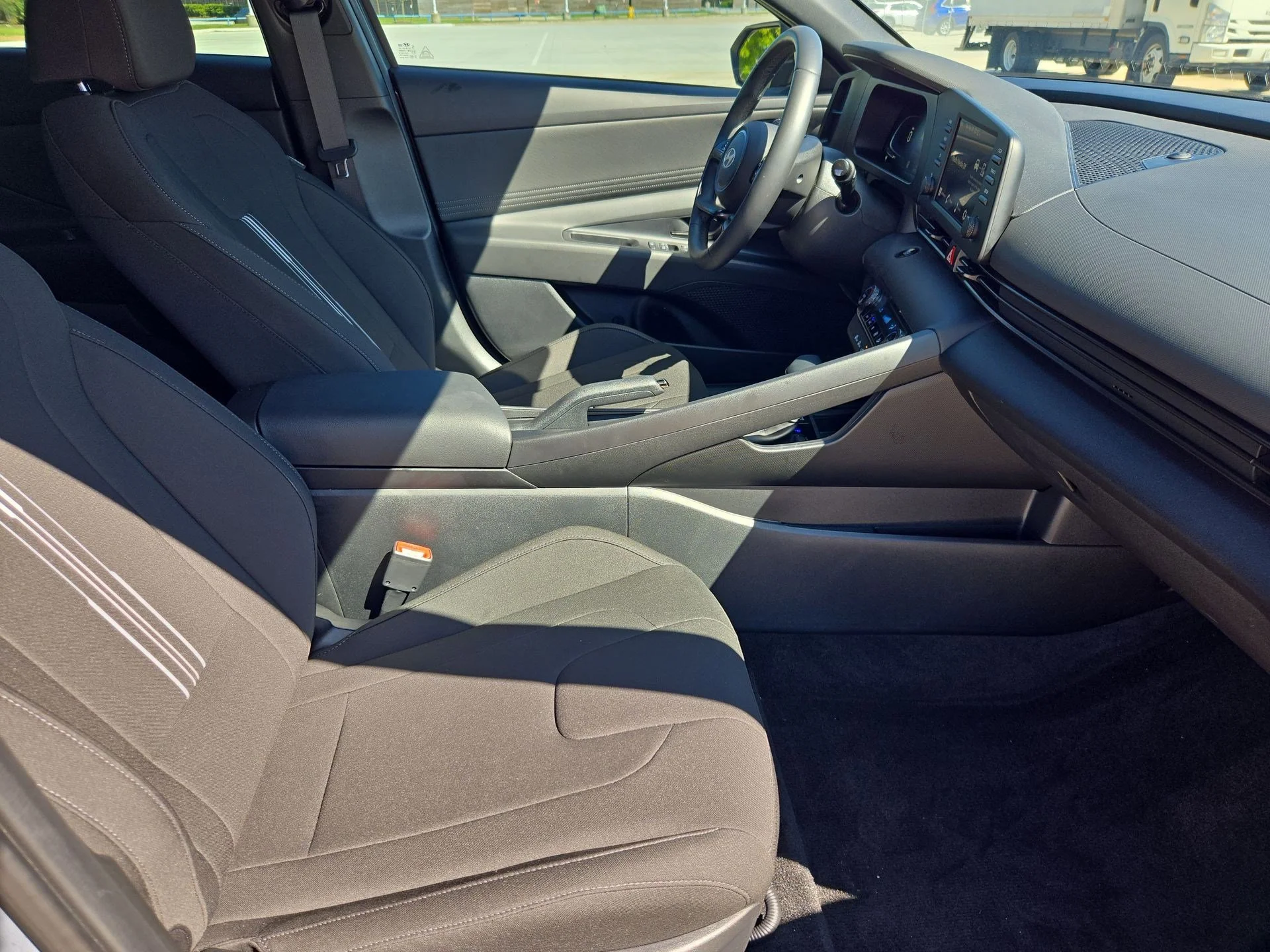 Used 2025 Ecotronic Gray Hyundai SEL Sport image 30