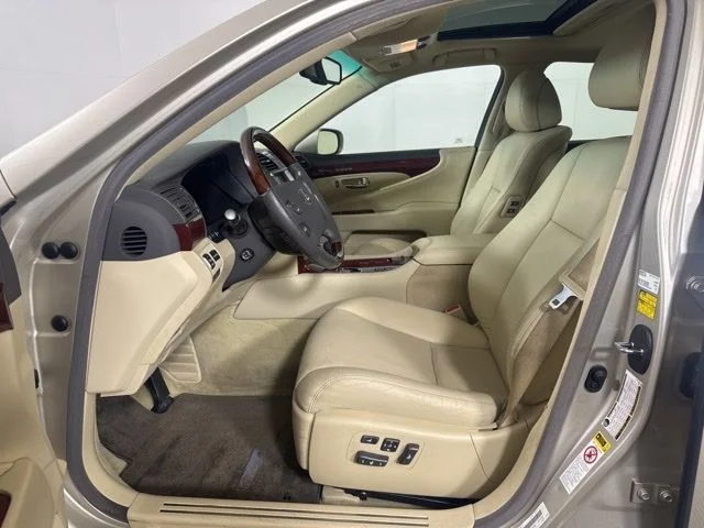 Used 2010 Satin Cashmere Metallic Lexus 460 image 11