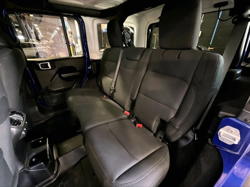 Used 2019 Blue Jeep Unlimited Sport S image 15
