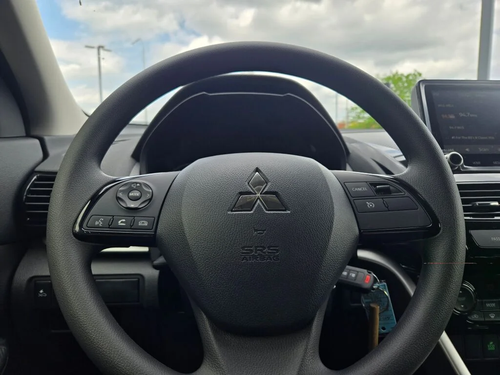 New 2026 Gray Mitsubishi ES image 27