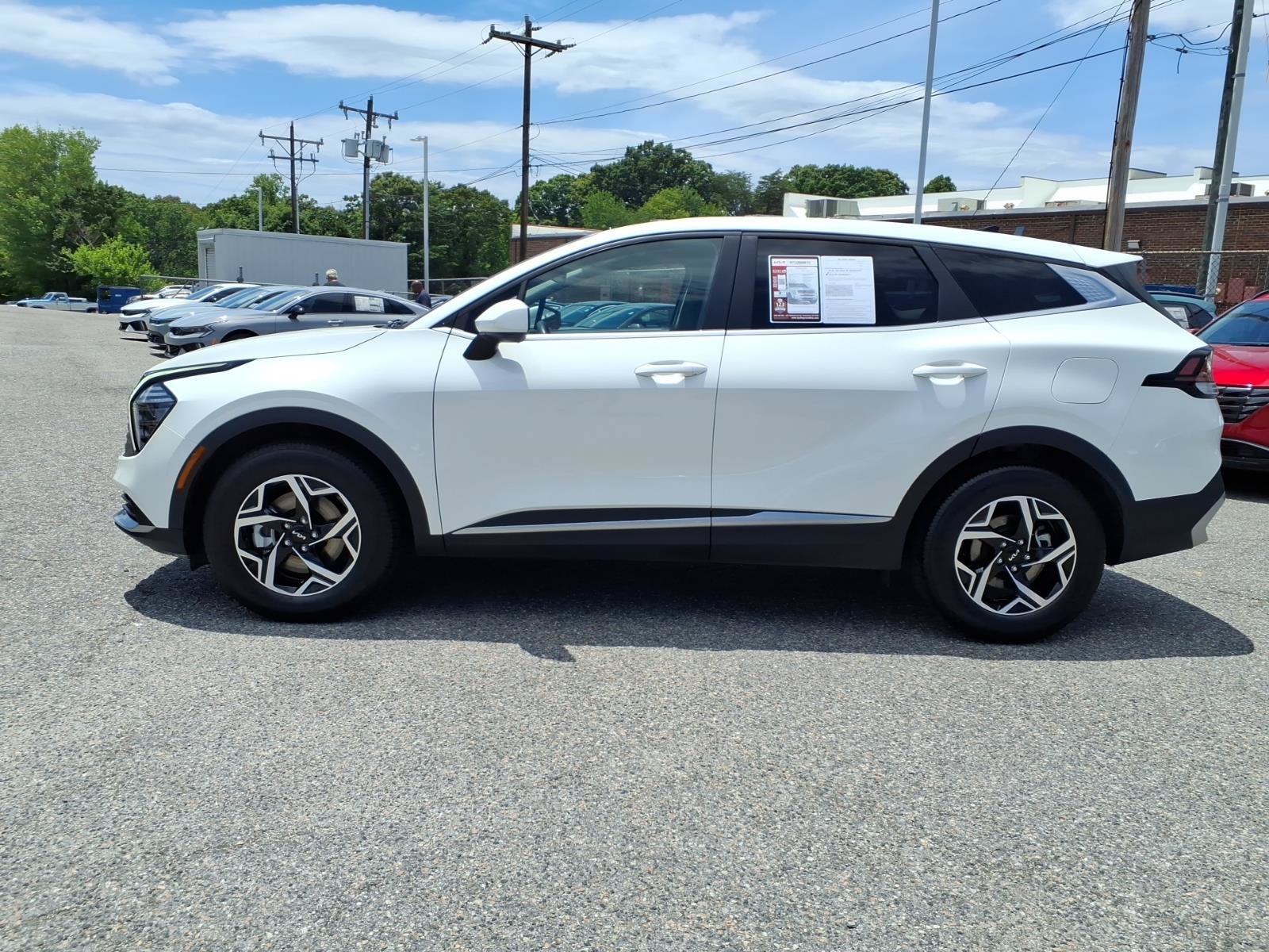 Certified Used 2024 Snow White Pearl Kia LX image 19
