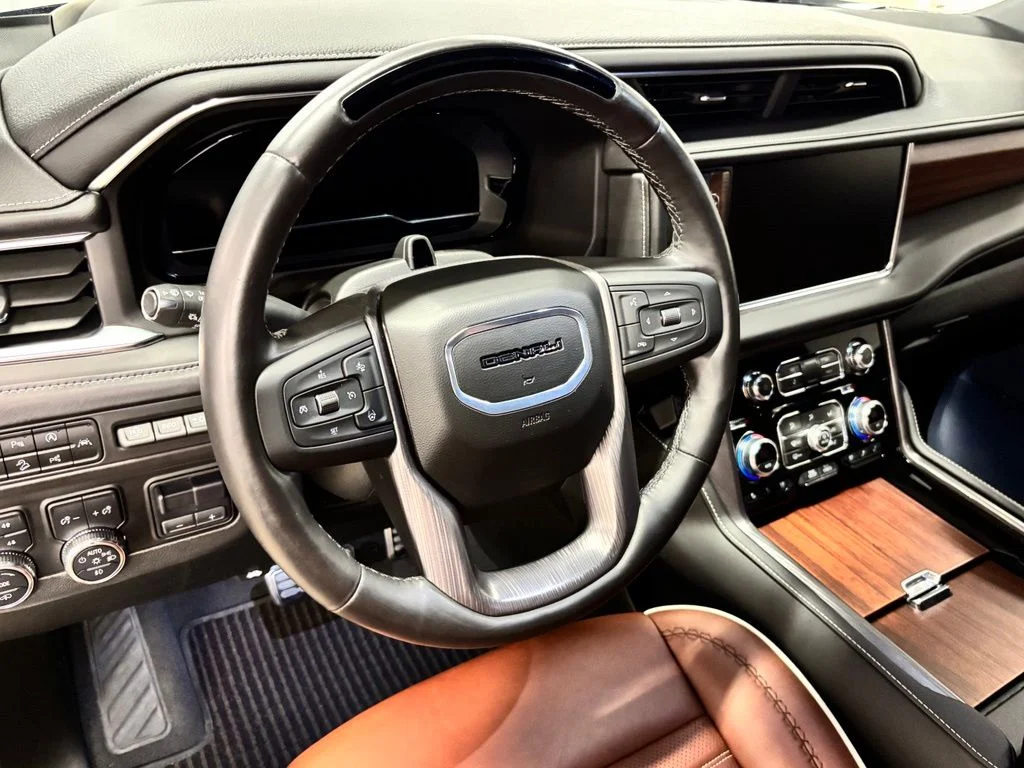 Used 2024 Black GMC Denali Ultimate image 17