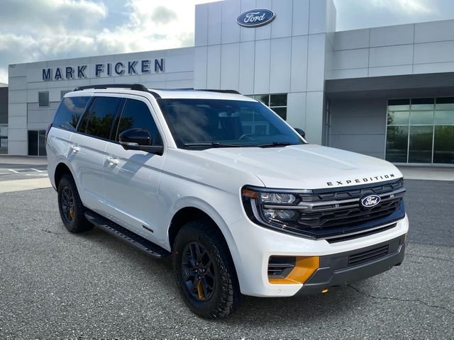 New 2027 White Ford Tremor image 1