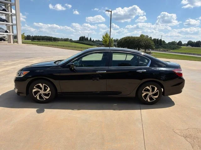 Used 2017 Crystal Black Pearl Honda LX image 10