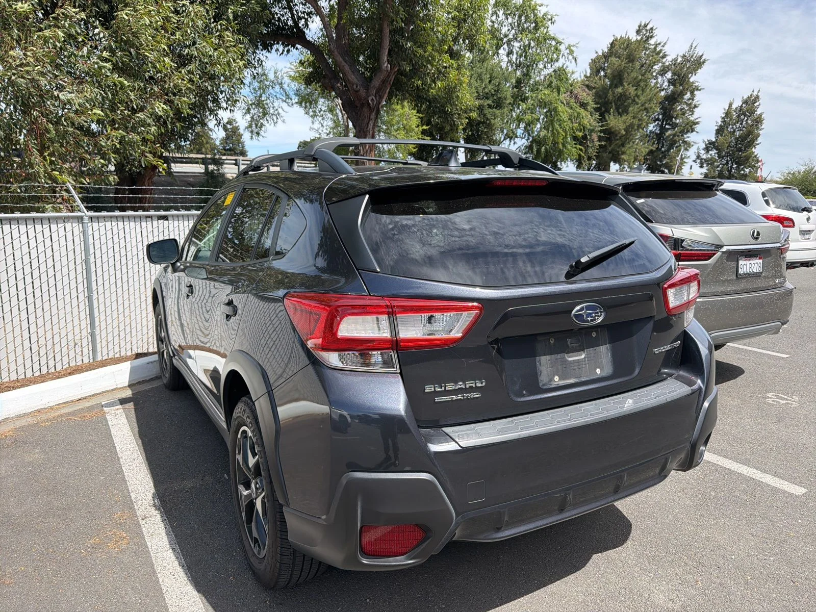 Used 2018 Dark Gray Metallic Subaru 2.0i Premium image 4