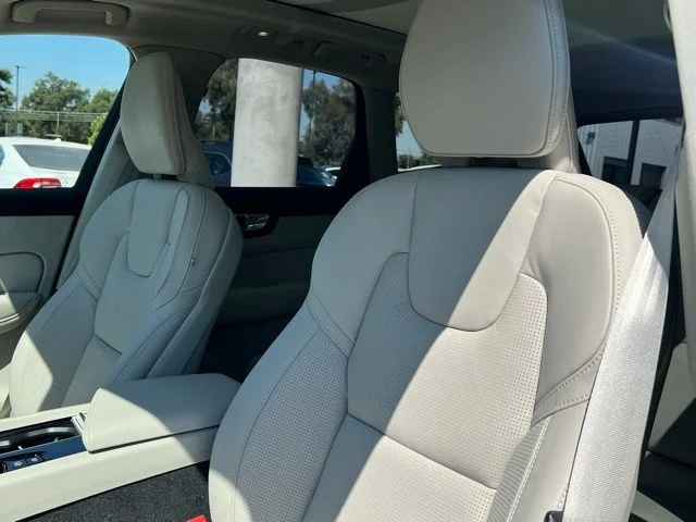 2026 Volvo XC60 Ultra - Photo 20