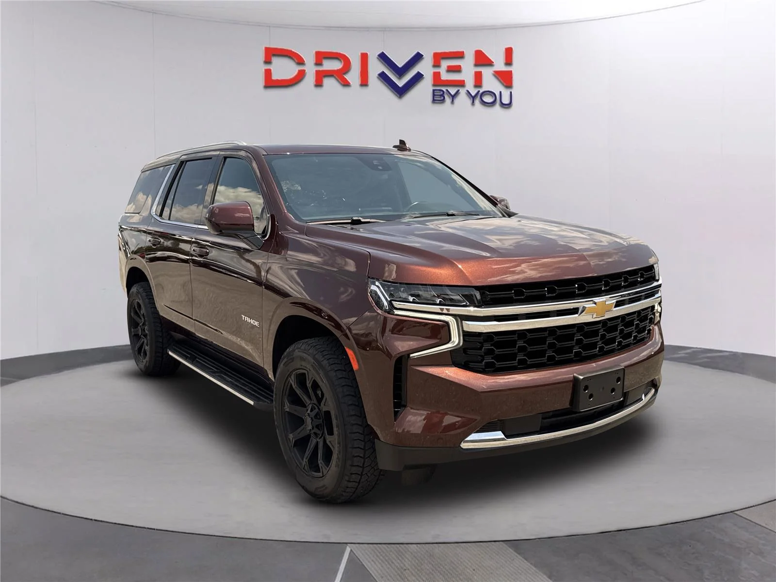 Used 2023 Auburn Metallic Chevrolet LS image 2