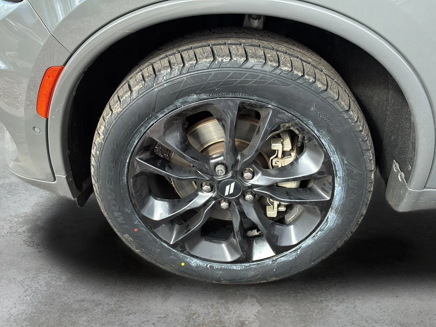 Used 2025 Destroyer Gray Clearcoat Dodge R/T Premium image 12
