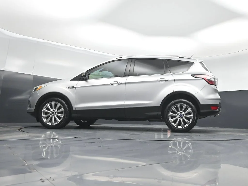 Used 2017 Silver Ford Titanium image 7