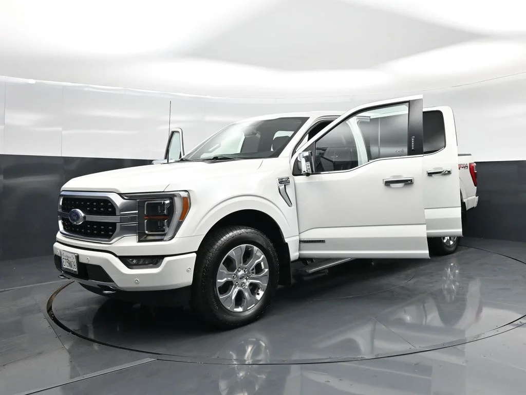 Used 2023 White Ford Platinum image 30