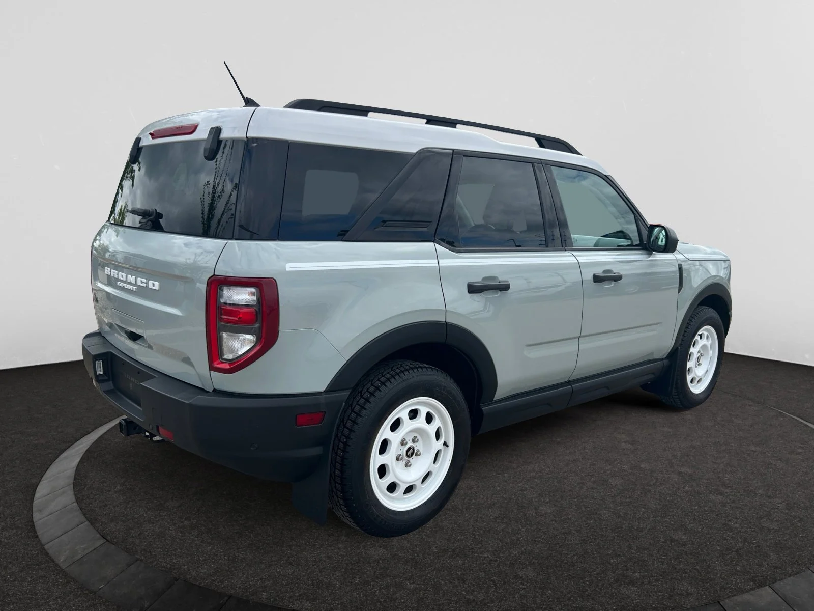 Used 2023 Gray Ford HERITAGE image 5