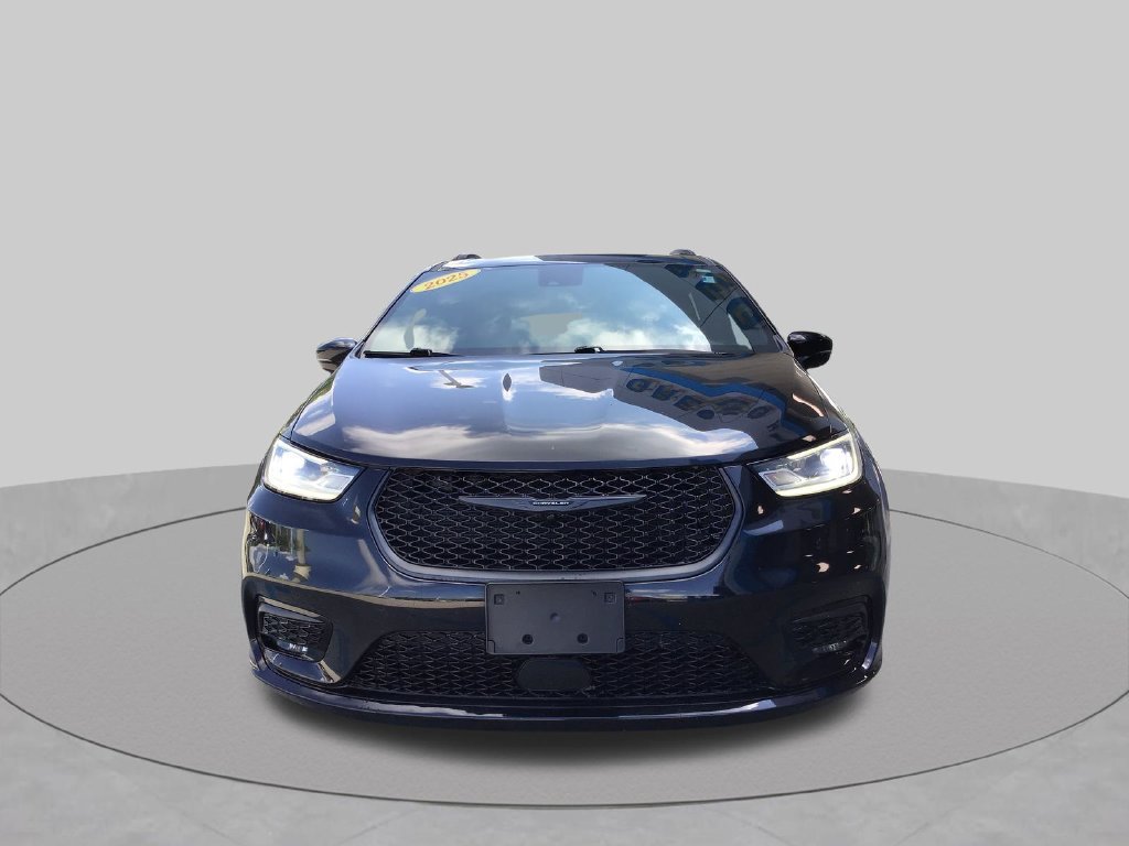 2025 Chrysler Pacifica Limited - Photo 15