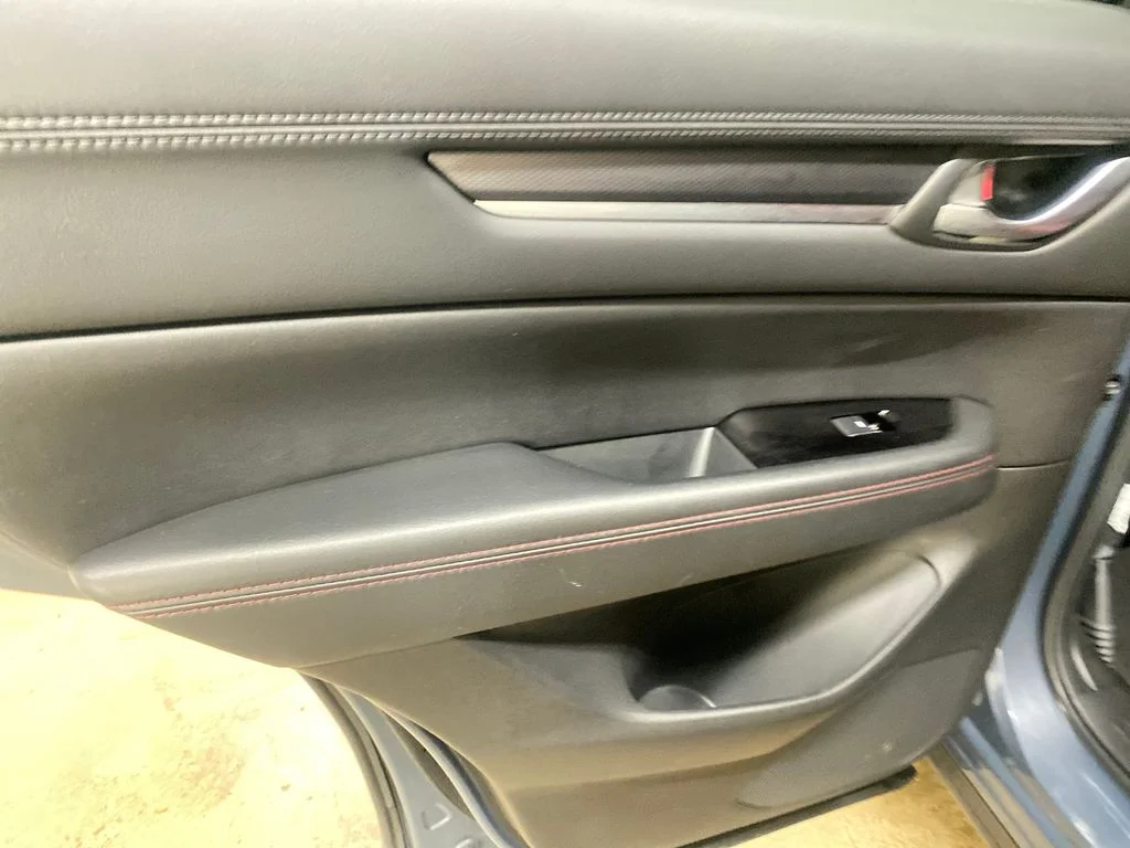 Used 2025 Gray Mazda 2.5 S Carbon Edition image 18