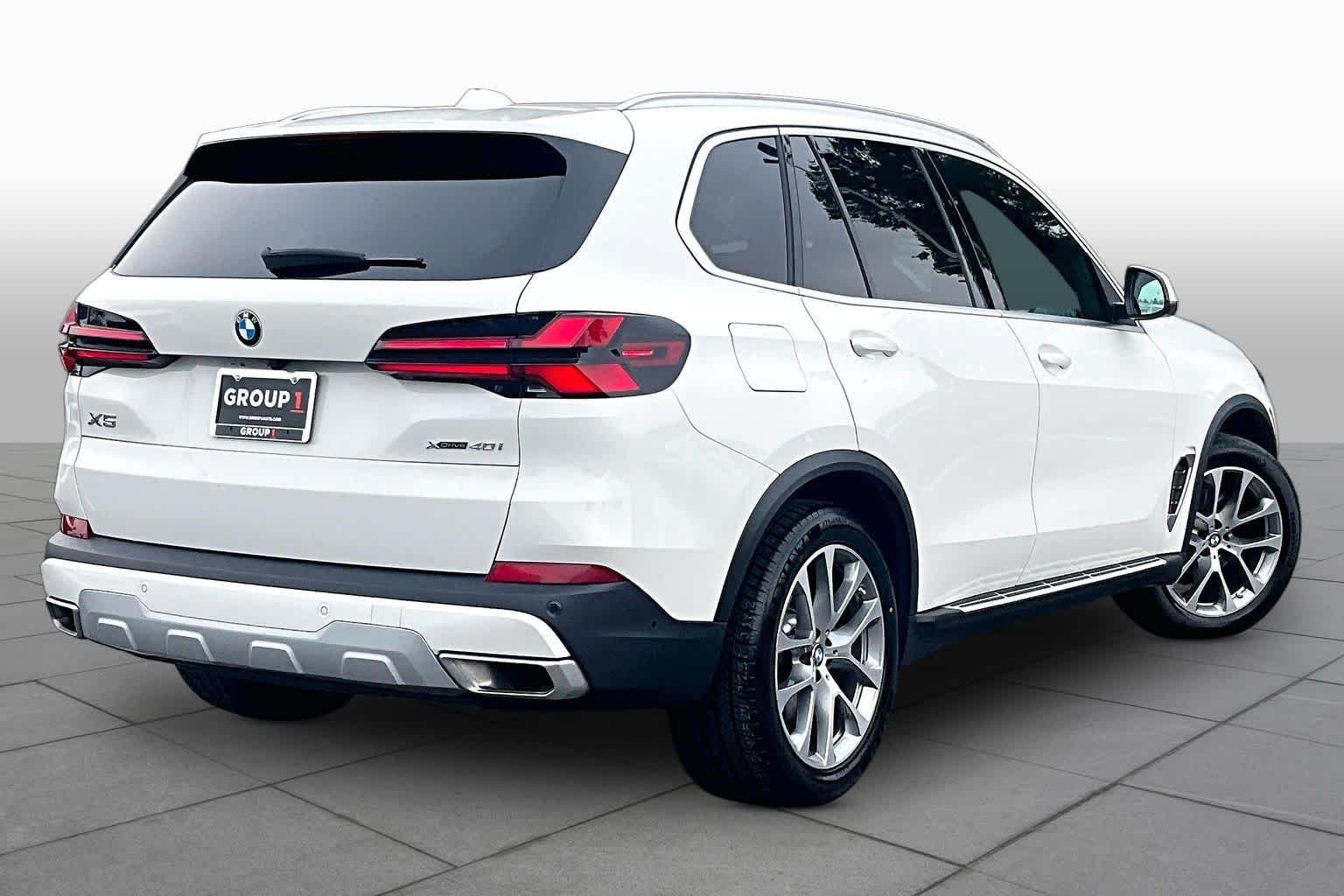 Used 2026 WHITE BMW xDrive40i image 13