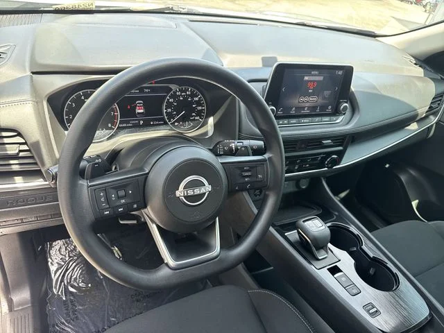 Used 2024 Silver Nissan S image 15