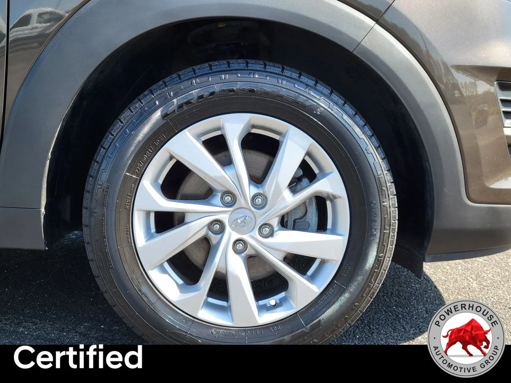 Used 2019 Green Hyundai Value image 12