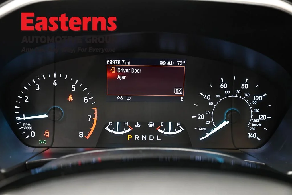 Used 2022 White Ford SE image 18