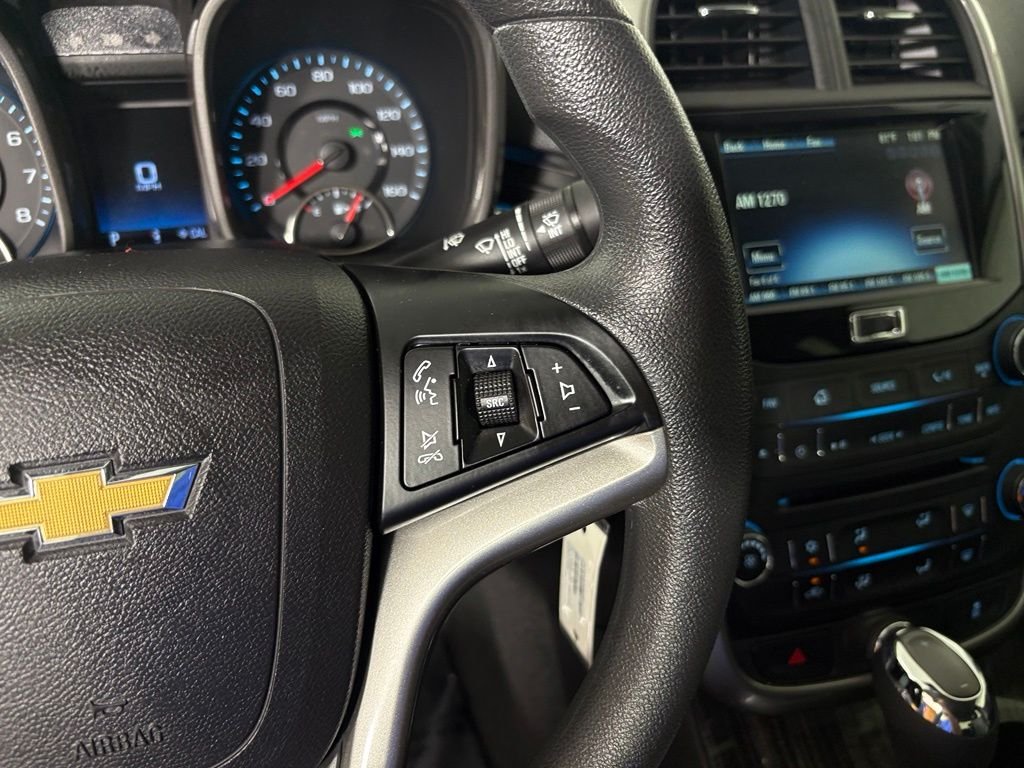 Used 2015 Silver Chevrolet LT image 23