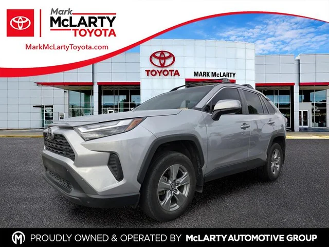 2024 TOYOTA RAV4 XLE