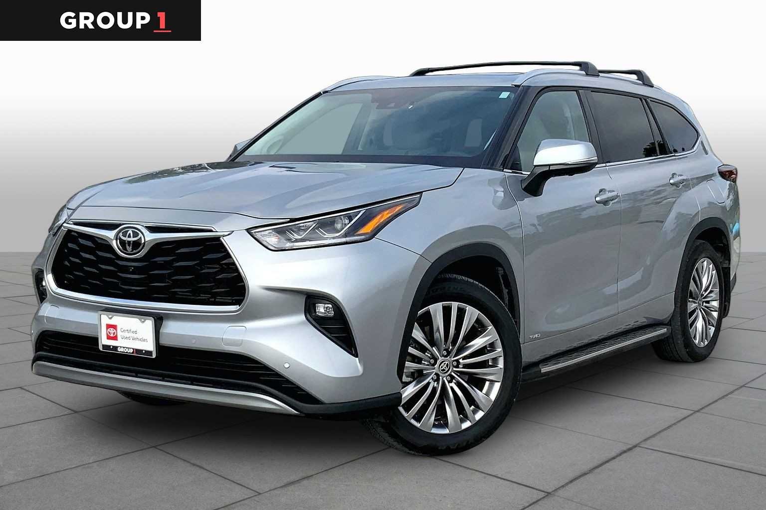 2025 Toyota Highlander Hybrid Platinum
