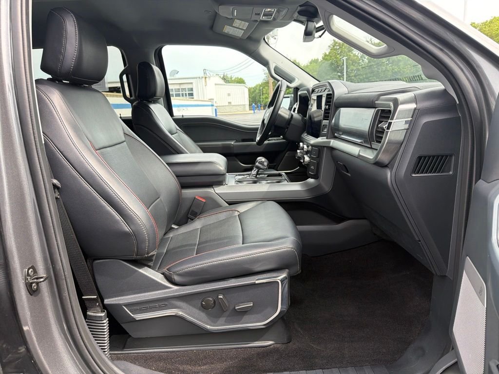 Used 2023 Gray Metallic Ford Lariat image 23