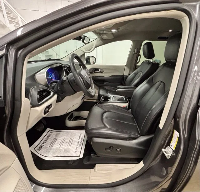 Used 2023 Gray Chrysler Touring L image 23