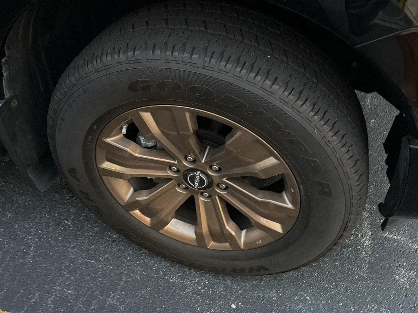 2024 Nissan Titan SV - Photo 7