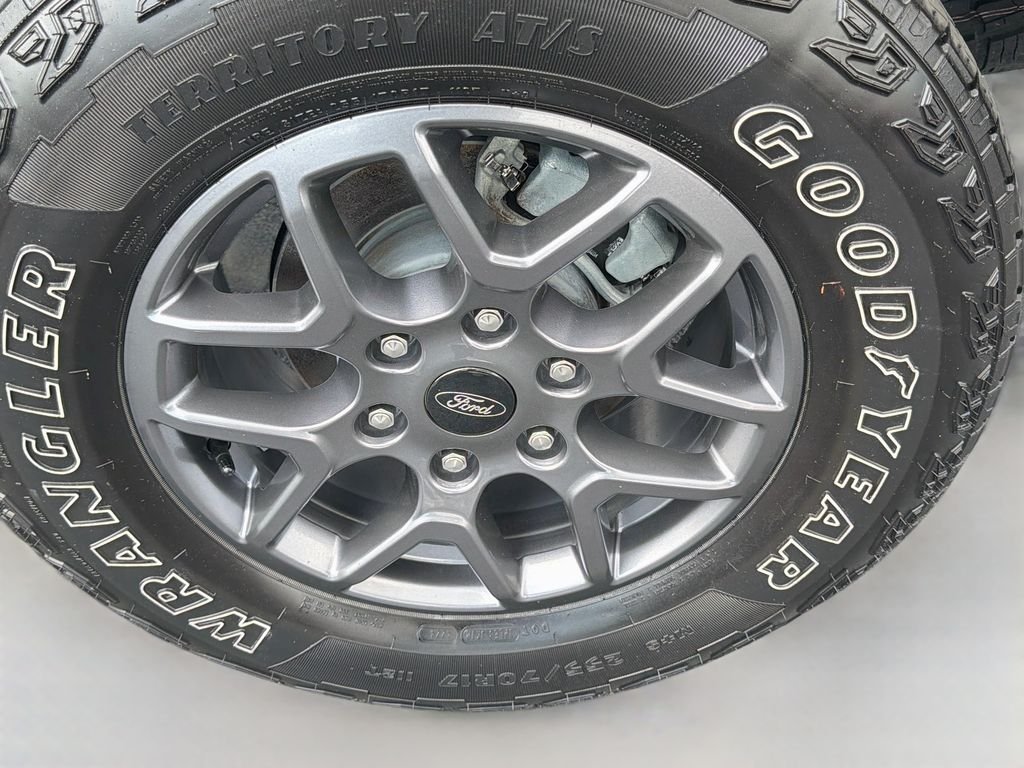 Used 2024 Shadow Black Ford XLT image 24