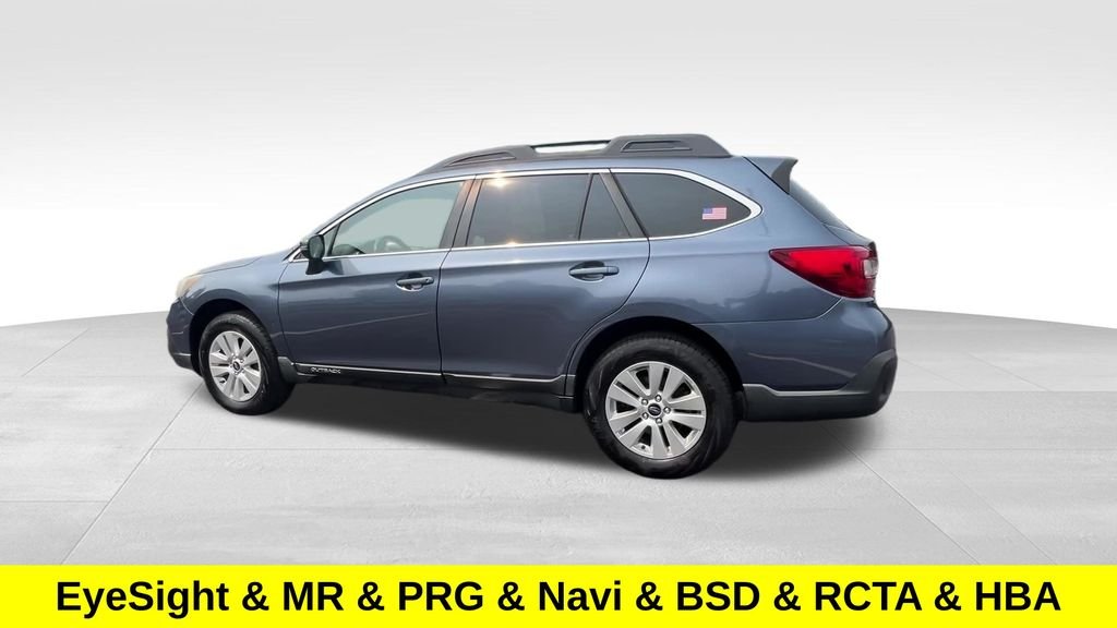 Used 2018 Blue Subaru 2.5i Premium image 10