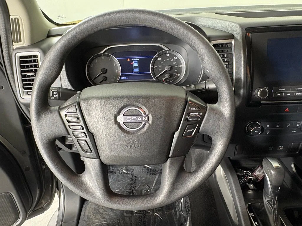Used 2022 Gray Nissan SV image 22
