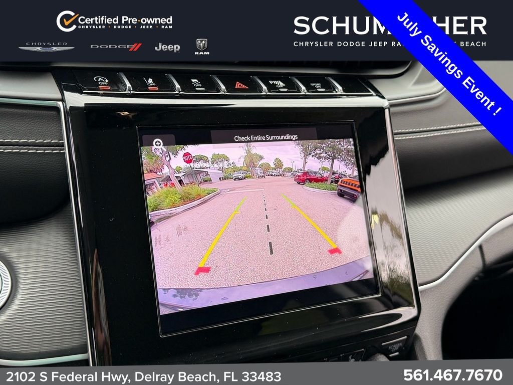 Used 2023 Gray Jeep Laredo image 19