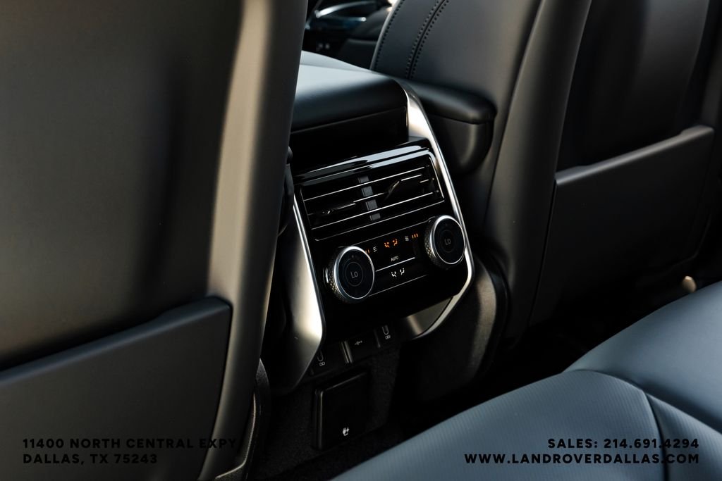 New 2026 Charente Grey Prem Met Land Rover SE image 36