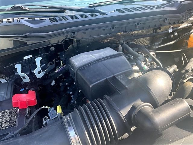 Used 2023 Red Ford Lariat image 33
