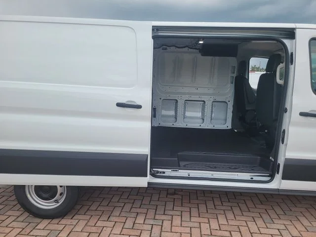 New 2026 Oxford White Ford Base image 13