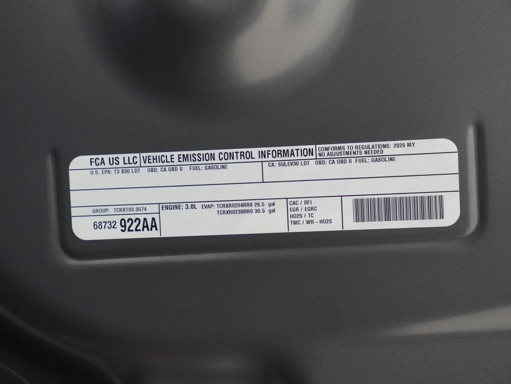 New 2026 Baltic Gray Metallic Clearcoat Jeep Limited Altitude image 38