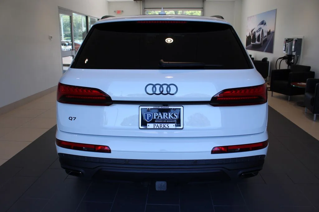 Used 2025 White Audi 45 Premium Plus image 27