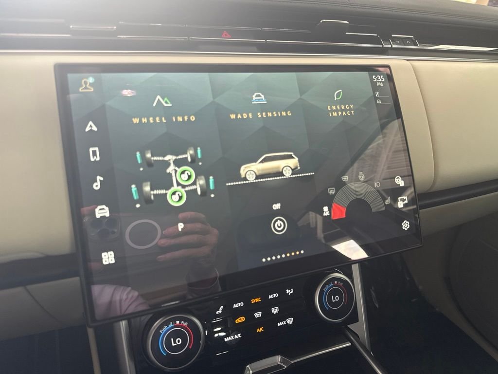 Used 2023 Black Land Rover SE image 19