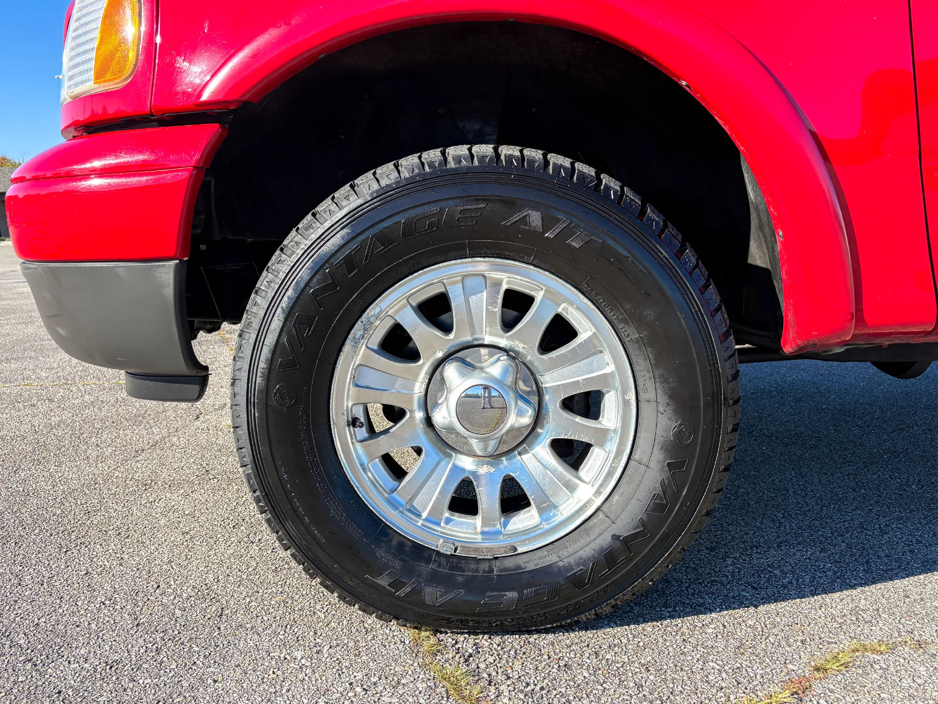 Used 2002 Red Ford XLT image 20
