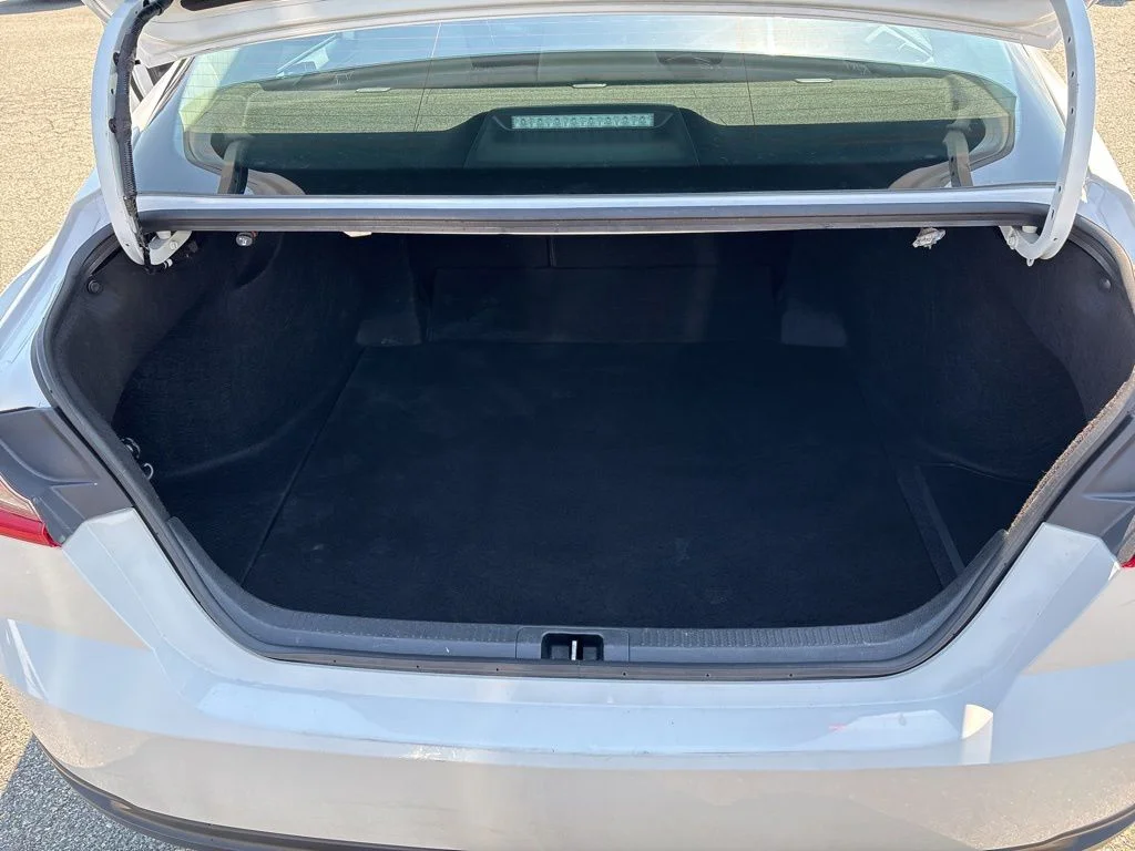Used 2025 White Toyota  image 21