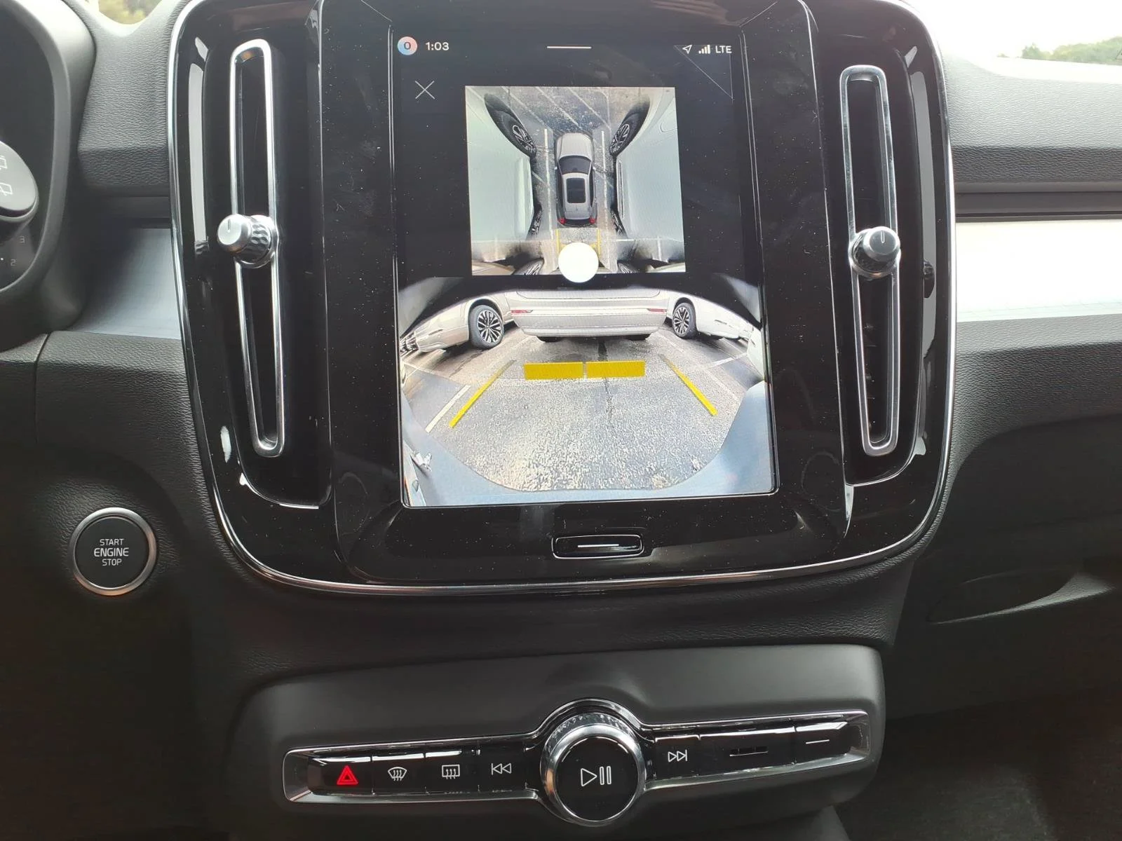 New 2026 Onyx Black Volvo Ultra Black Edition image 8
