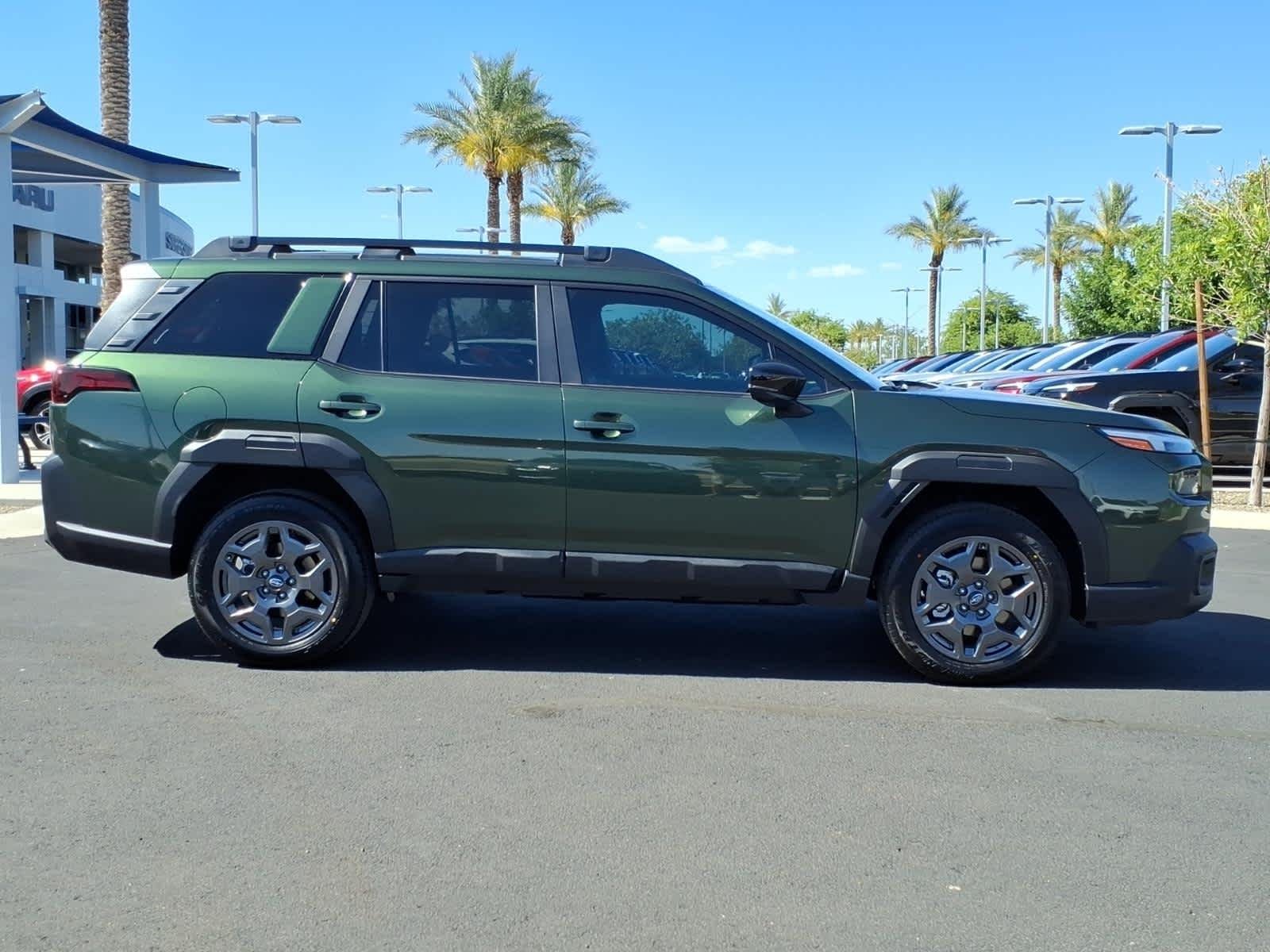 New 2026 DEEP EMERALD GREEN PEARL Subaru Premium image 7
