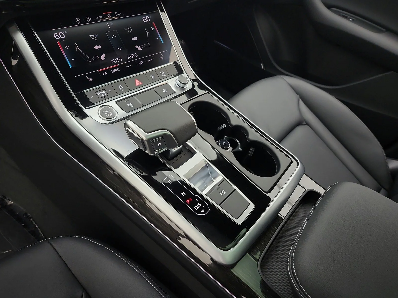 2026 Audi Q7 Premium - Photo 10