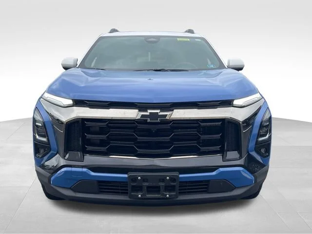 Used 2025 Reef Blue Metallic Chevrolet ACTIV image 9