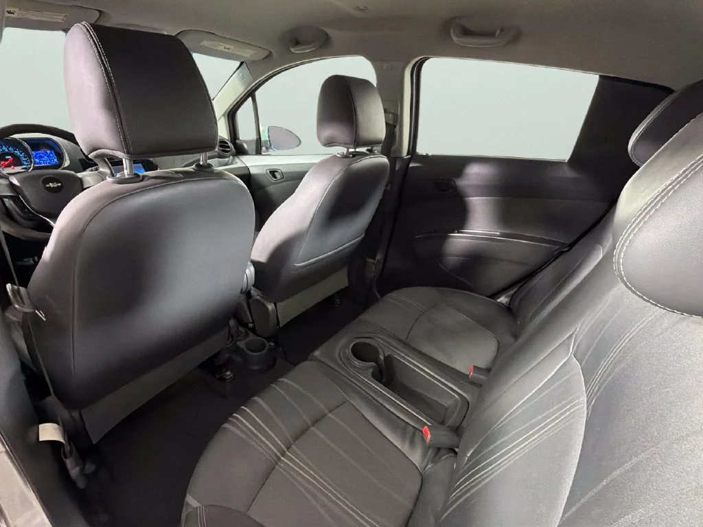 Used 2015 SILVER ICE Chevrolet LT image 27