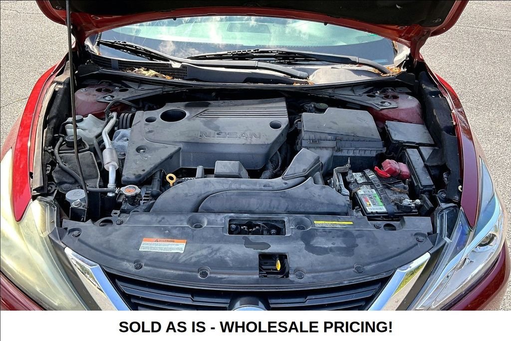 Used 2017 Red Nissan 2.5 S image 25
